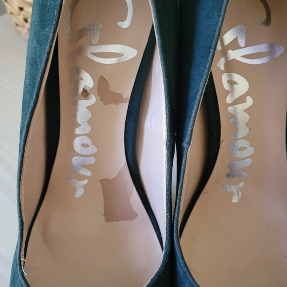 GLAMOUR Size 8 'Ckitu' Green Velour Heels - Picture 3 of 7